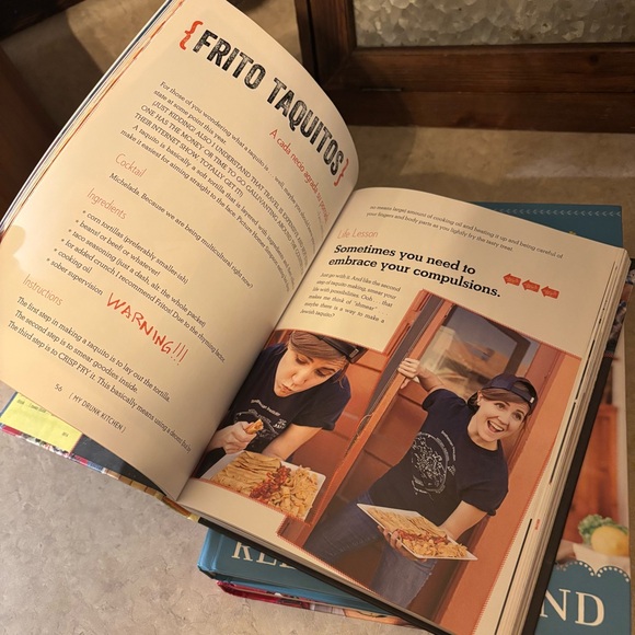 Lot of 3 Cookbooks, The Pioneer Woman and Hannah Hart, perfect condition! - Picture 5 of 11